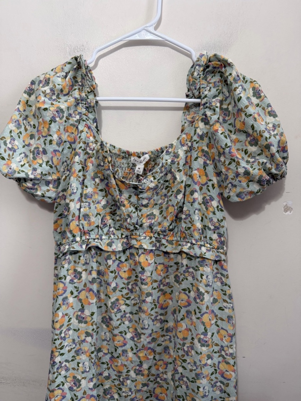 By the River Floral Puff-Sleeve Midi Dress Women’s Size Medium Multicolored - Picture 4 of 10